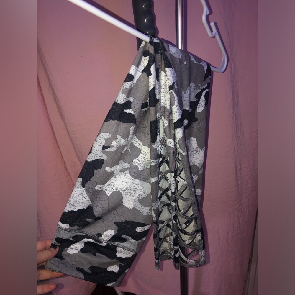 Black and white Camo pants